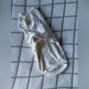 SWADDLE ME | swaddle